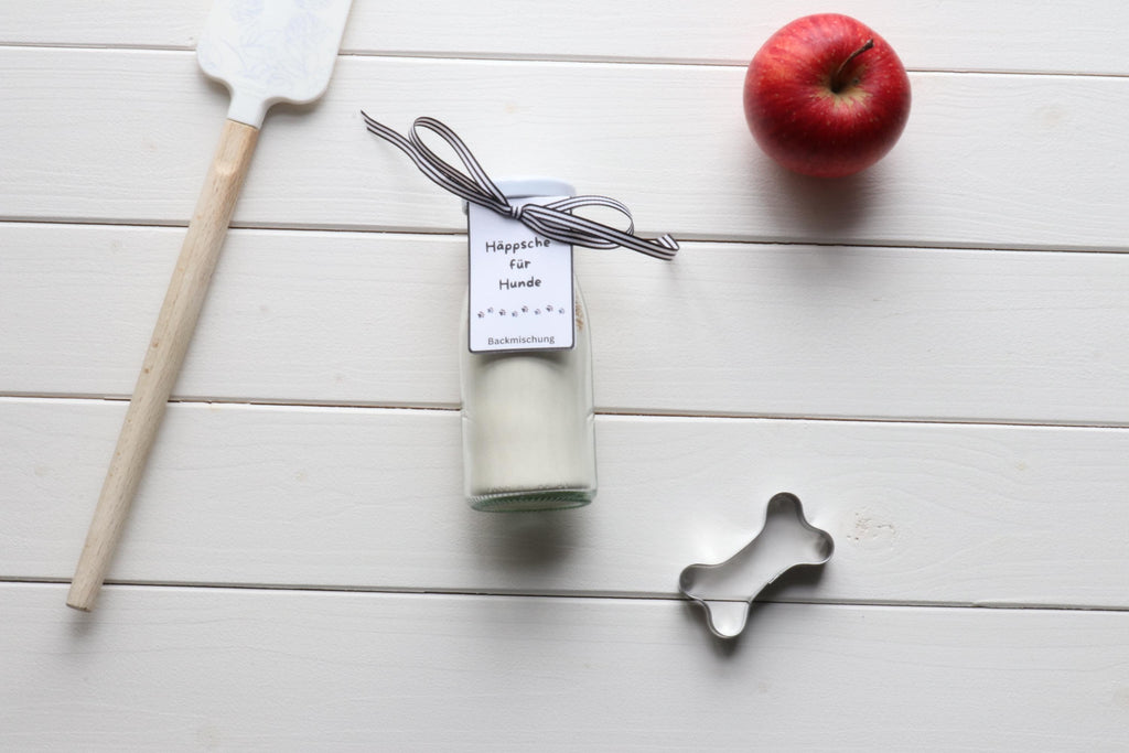 Hundekekse Backmischung mit Ausstechform als Knochen, Tiernahrung, Hundeleckerlies, Backmischung im Glas, ideal als Geschenk,
